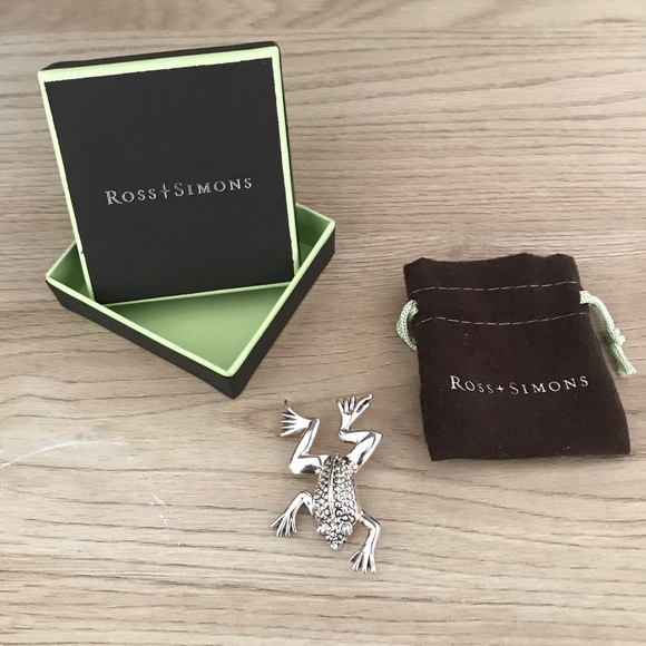 Ross Simons Sterling Silver Frog Pin - Picture 1 of 13
